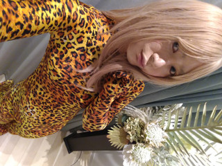 A cross-dressing boy in a tight suit transformed into a leopard print full-body tights and masturbated. thumbnail