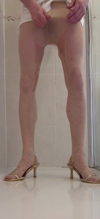 prostate_play - pee and cum in pantyhose thumbnail