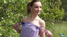 Sexy Blonde Confusion - Pavlina