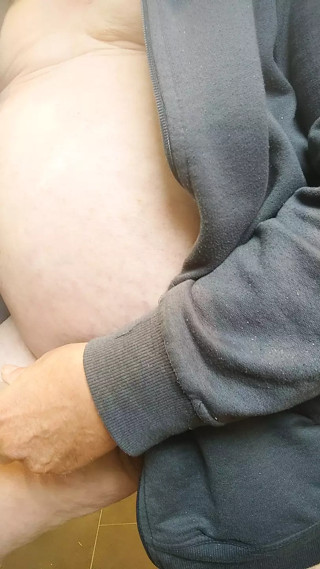 My vacuum cleaner sucks my cock good!