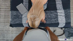 Jessie Ames gives deep blowjob - TmwPOV