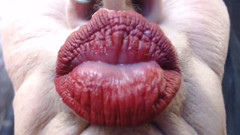 Super duck closeup lipstick red matte