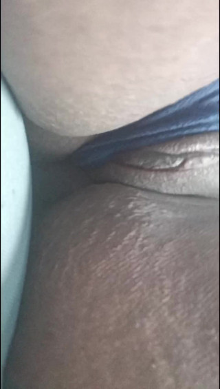Joy riding fat pussy humping