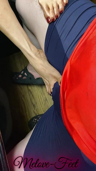 Melove Giving a FootJob to Naelor Part 2