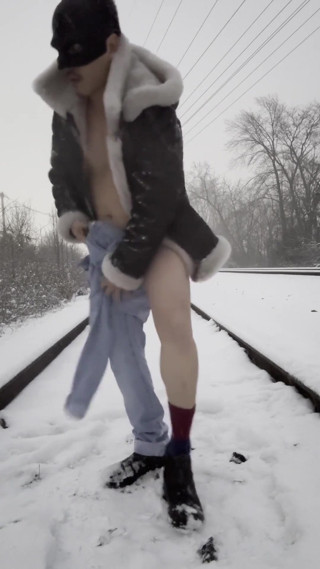 Snowy Track Tease: Muscular Stud Strips Bare, Flexes, and Explodes in Winter Heat