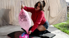 Looning Outdoors with 36inch Big Balloons - Bunny Looner