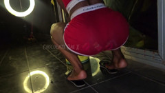Sexxxy Sweeping so I Twerk My Juicy Ass for U Daddy!!