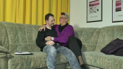 BBW mature gets her hairy pussy fucked until cumshot