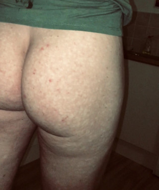 Crossdresser peachy bubble butt