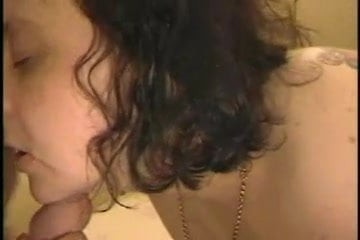 Uk Amateur 2 Scenes. 2 Girls 1 Guy And 1 Girl Solo