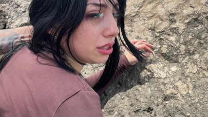Amateur sex in the beach with Hot Brunette Latina, we were nearly CAUGHT! – Roma Amor