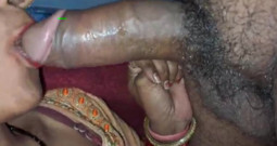 Desi mommy lund chus kar mal pi gyi