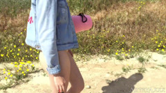 Arteya Like to Masturbate in Public Plac