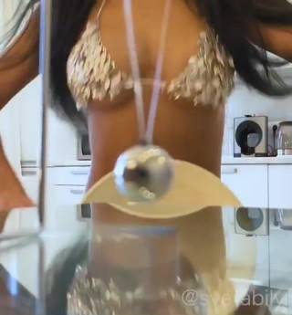She has a clever way of hiding her pussy