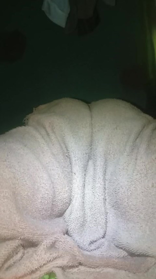 HOLD ME SO HARD AND FUCK