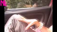 Dangling on the enger Seat in the Car