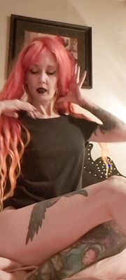 Humping My Pink Pillow