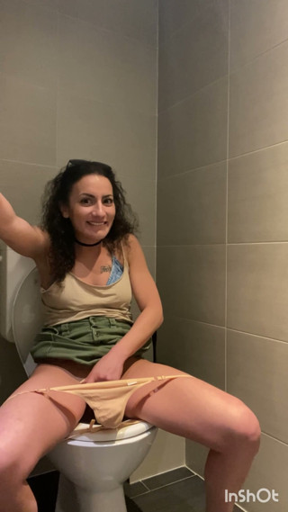 So Much for a Short Piss Break - Squirting Instruction on My Ass