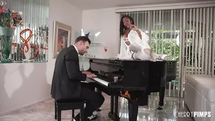 /beam/67a861d4cc498f247e809213