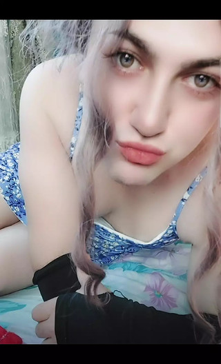 Bootylicious Crossdresser: Shaking My Big, Beautiful Ass In Style