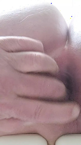 Asshole from below and close