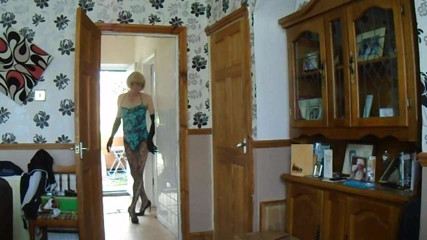 shelly posing