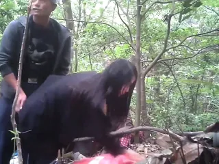 Asian Step Dad Doing Bareback In The Woods With Younger Prostitut