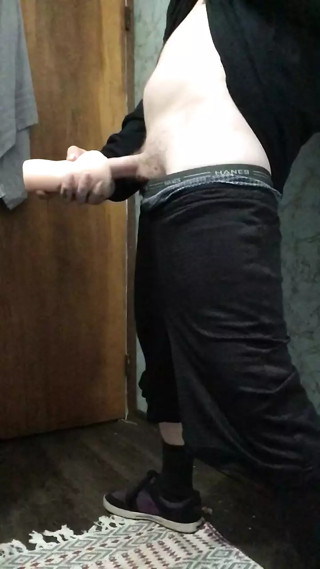 Big dick newbie uses pocket pussy