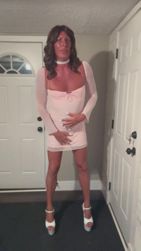 Charming posing in pink orlandi480 | Tranny Update | Porn videos