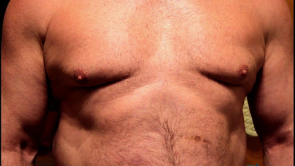 Big hairy Gay men man muscle bear Muscle daddy Bodybuilder