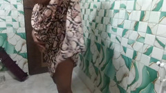 Desi Village Bhabi Bathroom Fucking Nicely