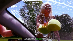 Shake the Snake -  Sexy carwash double blowjob