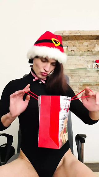 4K Full HD New Years Trans Throat Fuck with a Dildo thumbnail