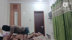 Doctor mam called the massage boy at the flat to get her massage=2.mp4