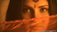 Seduction by the light of India