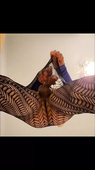 ZZ rides to a  big squirting cum after mounting her dildo to the wall and backing herself up on it