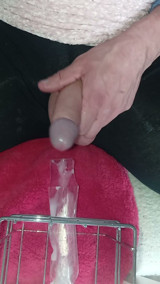 49 squirts for a huge sperm donor