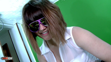 Penelope Del Sol: Beautiful Busty Brunette Penelope Del Sol Tries Out the Fucking Machine