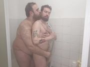Fucking Bareback in the Shower