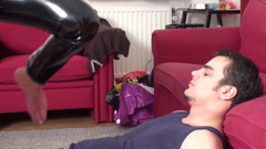 Richie gets a foot slap