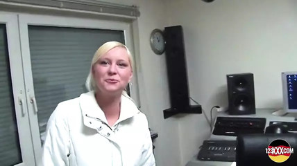 Slim Blonde Chick with an Amazing Body Is Ready to Fuck Hard