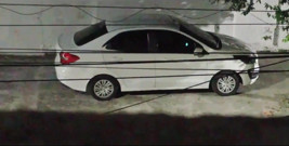 Fucks with Lover in the Car in Front of the House and Comes Back Full of Cum Smiling