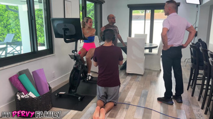 Mypervyfamily – Behind the Scenes with Luna Luxe & Filthy Rich!