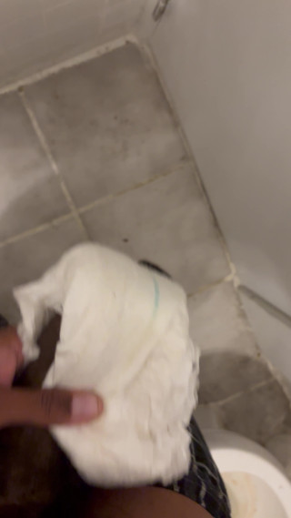 Jerking and cumming into small diaper
