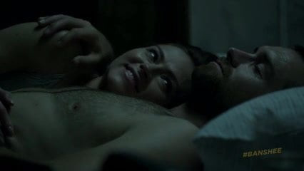 Ivana Milicevic, Tayna Clarke, other girls - BansheeS03e01