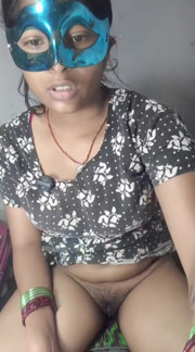 Desi girl dildo dal ke pussy ki pani nikali land nahi hai to hindi audio desi girl masturbation