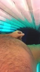 Hubby jacking in tanning bed. Super load
