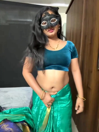 Desi Telugu Girl Fucks in Video Call