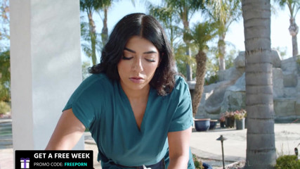 ALL GIRL MASSAGE - Hot Babe Vanna Bardot Fucks With Her Sexy Masseuse Jasmine Sherni In A Resort