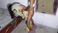 Friend friend ke ghar aaram se bade boobe wali ho le gaya
